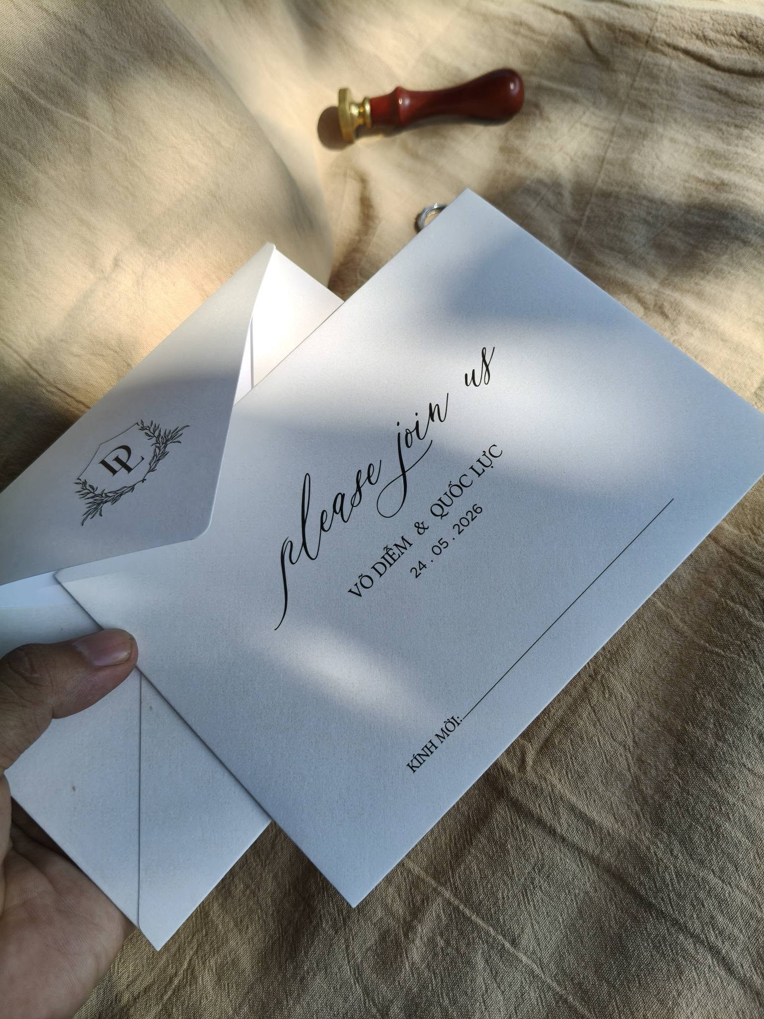 in thiệp cưới đẹp giá rẻ đồng xoài, bình phước khánh huyền