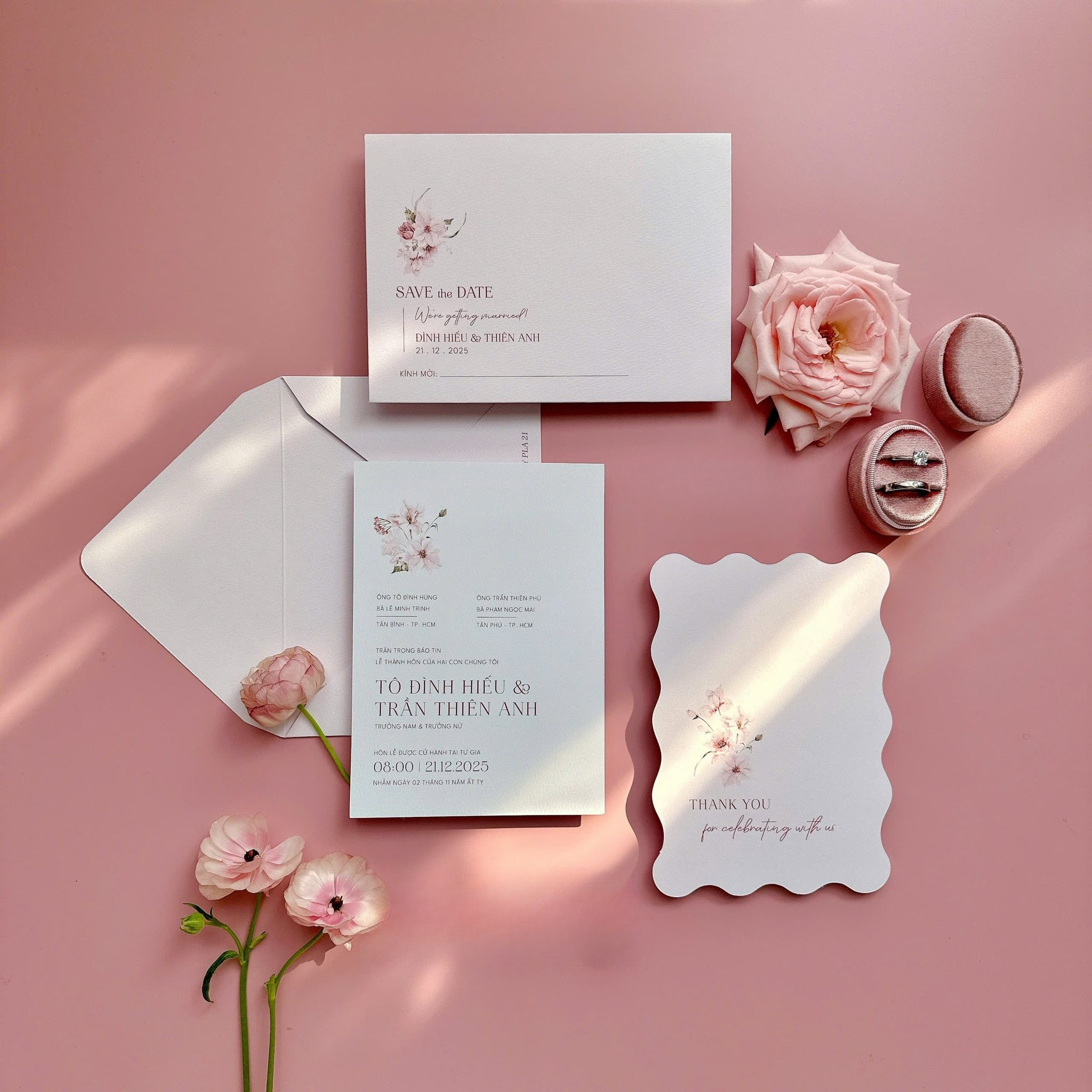 in thiep cuoi dep gia re