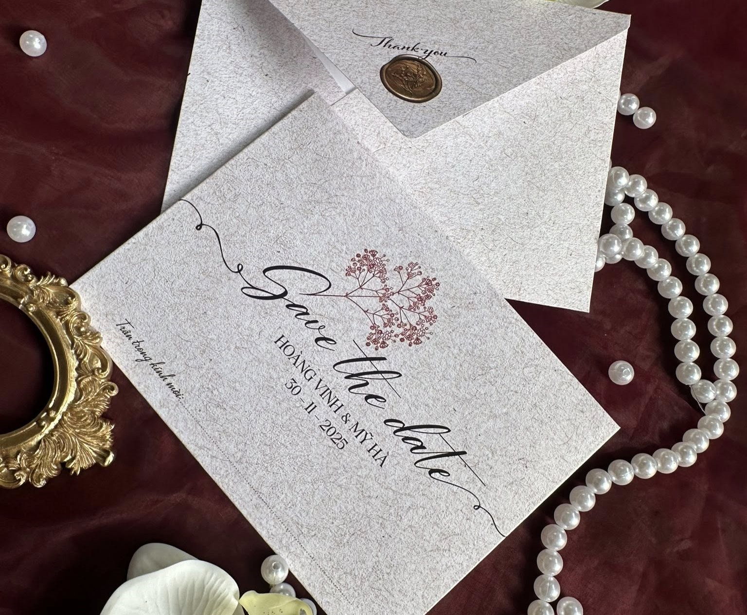 in thiep cuoi dep gia re